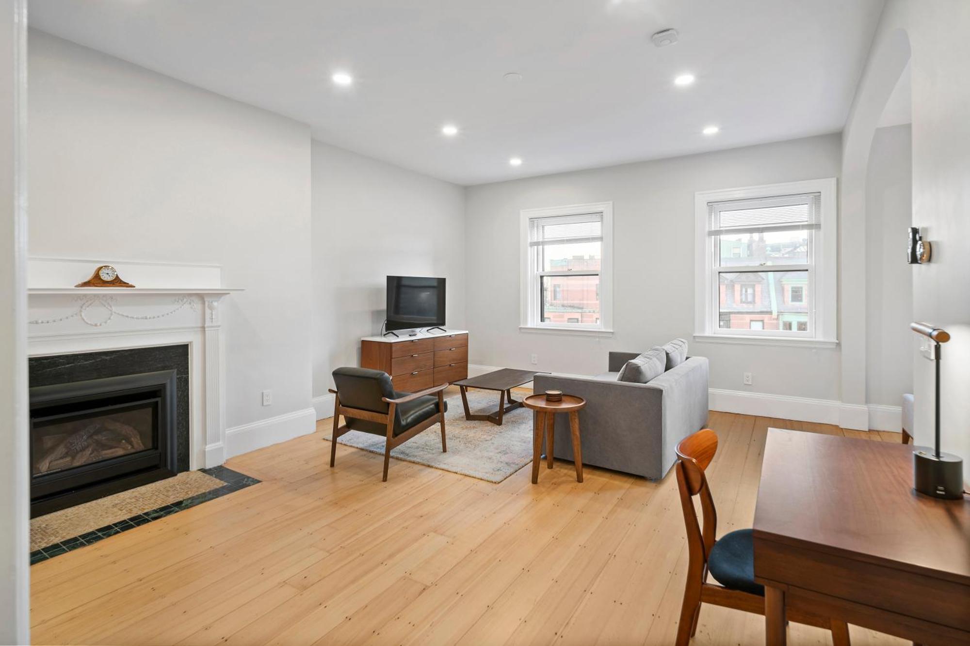Charlesgate Suites Boston Exterior photo