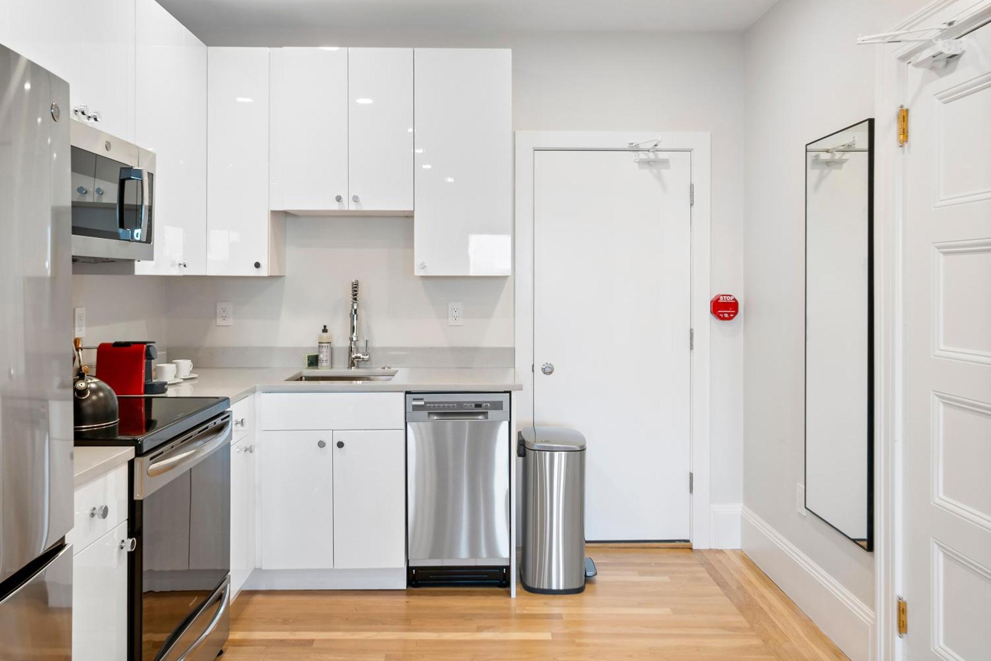 Charlesgate Suites Boston Exterior photo