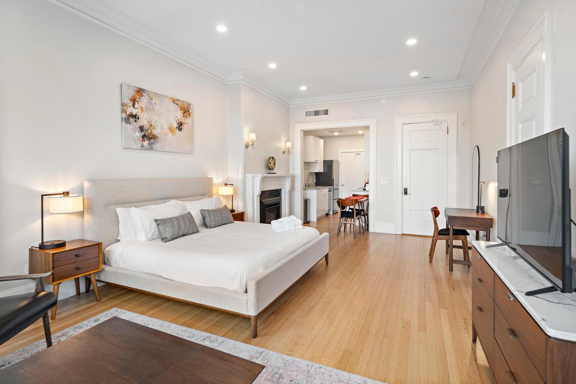 Charlesgate Suites Boston Exterior photo
